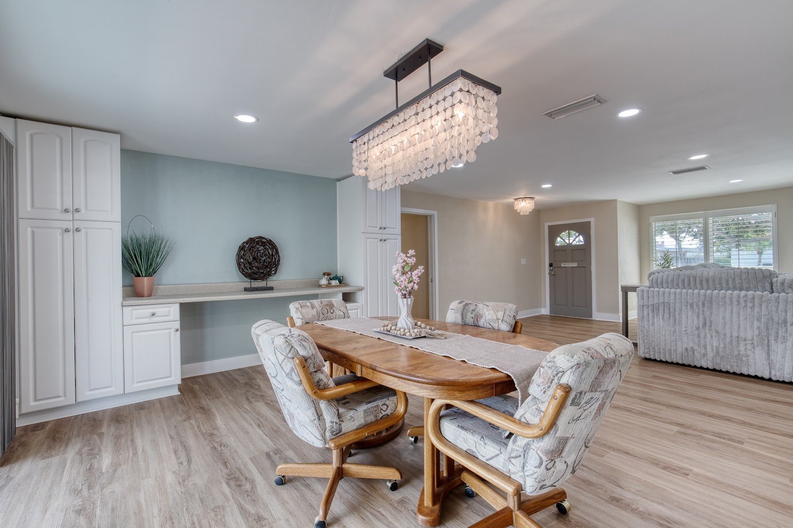 Lighting & Fixtures